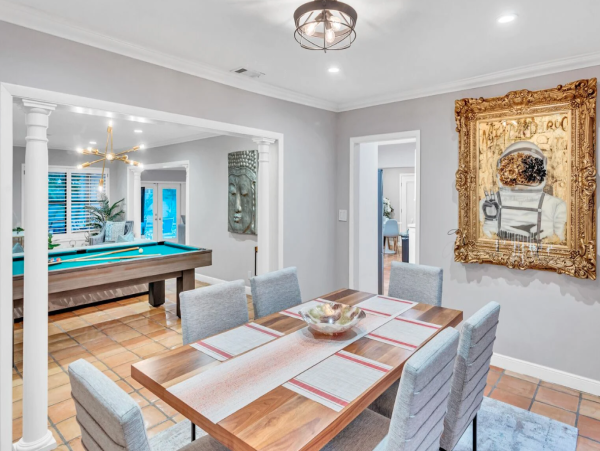 Luxurious Coral Ridge Residence with Heated Pool - Ideal Family Getaway